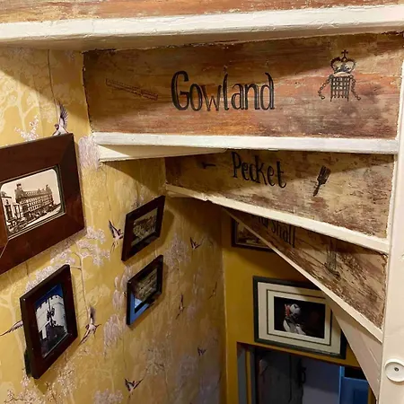 Holiday home Gowland Private Parking Enclosed Garden